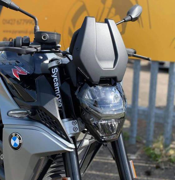 Pyramid Fly Screen '20-'23 BMW F900 R | Matte Black