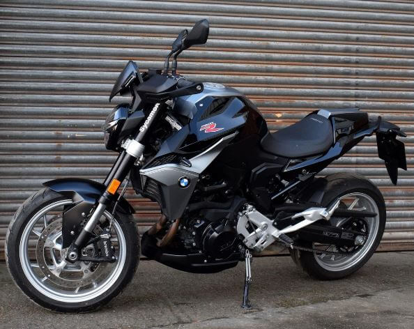 Pyramid Belly Pan '20-'23 BMW F900 XR | Matte Black