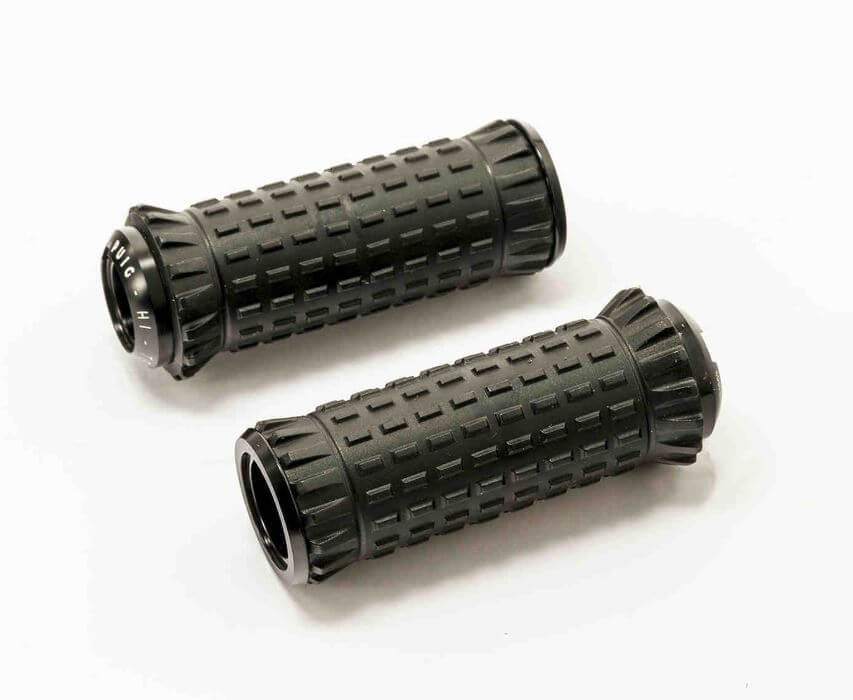 Puig Universal R-Fighter S Footpegs (adapter required)