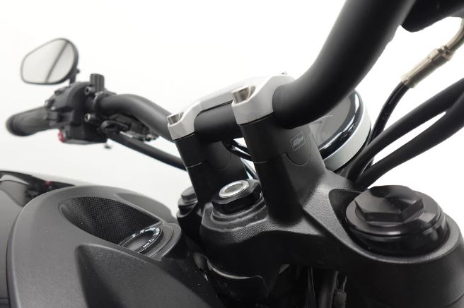 Evotech Performance Handlebar Riser '21- Triumph Trident 660
