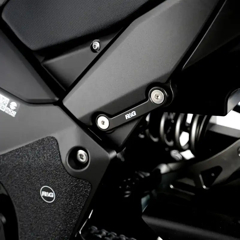 R&G Racing Exhaust Hanger Kit 26- Kawasaki Z1100/SE, 25-26 Ninja 1100SX (SE), 20-24 Ninja 1000SX