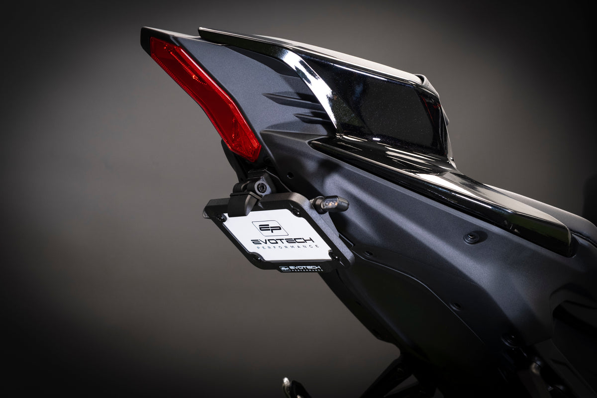 Evotech Performance Dynamic Tail Tidy Including Indicators for 25-26 Yamaha YZF-R9