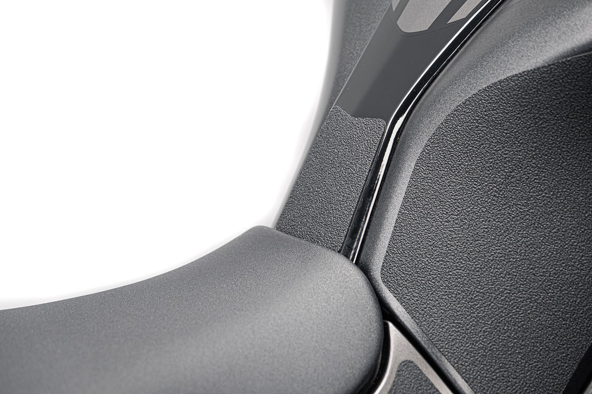 Evotech Performance Tank Grip 2026 Kawasaki Z1100/Z1100 SE