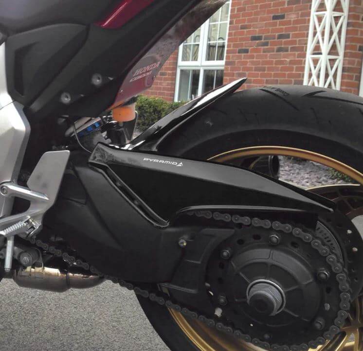 Pyramid Rear Tire Hugger '08-'17 Honda CB 1000 R | Satin Black