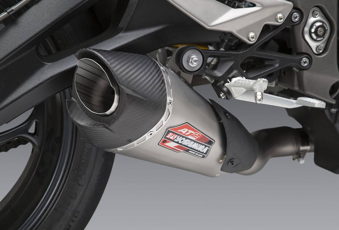 Shop Yoshimura AT2 Slip-On Exhaust'18-'19 Triumph Street Triple 765