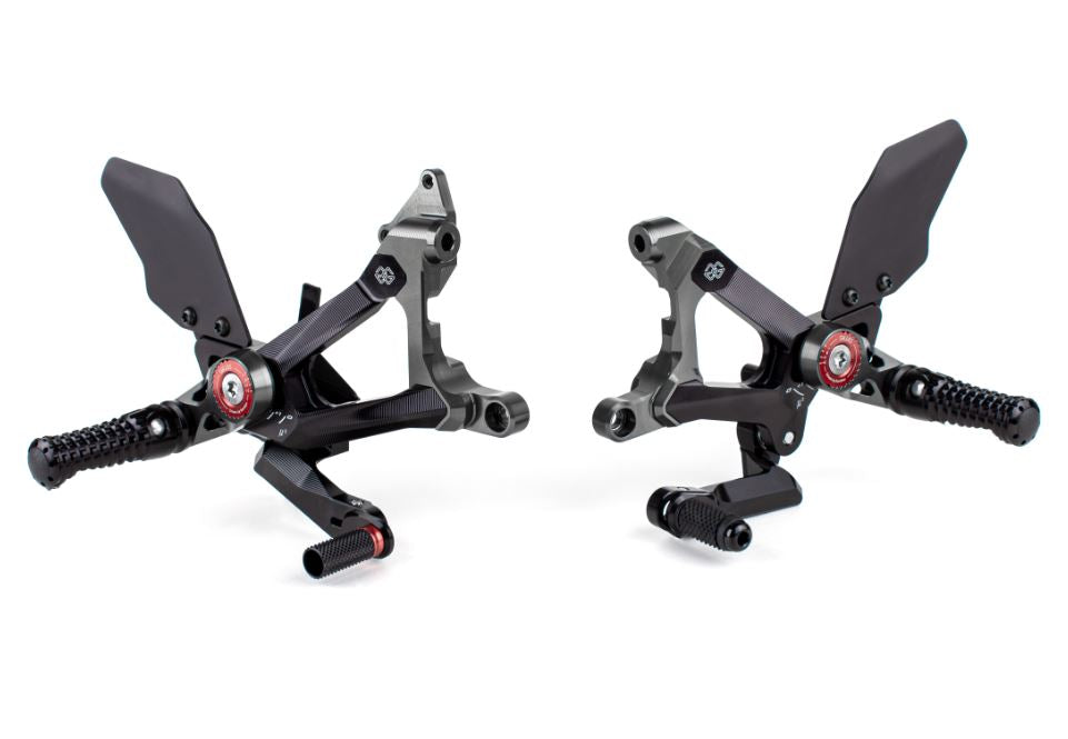 Gilles Tooling MUE2 Adjustable Rearsets - Ducati Streetfighter V4/S