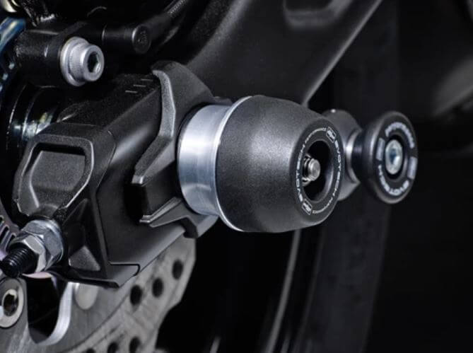 Evotech Performance Rear Axle Slider - Kawasaki Z650/Z650RS