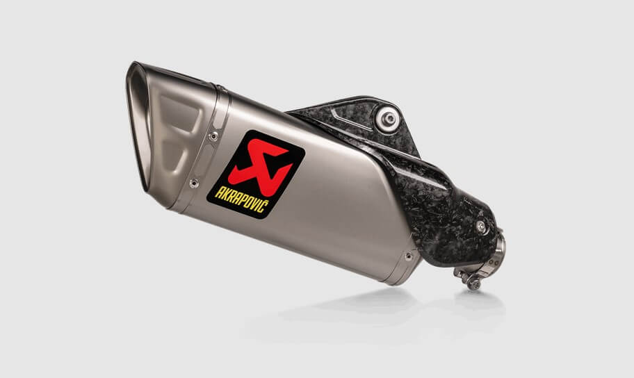 Akrapovic Slip On Line (Titanium) Exhaust '22-'23 Yamaha MT-10/FZ-10