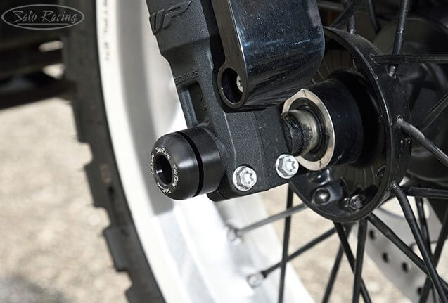 Sato Racing Front Axle Sliders For 2018+ Husqvarna Vitpilen/Svartpilen 401
