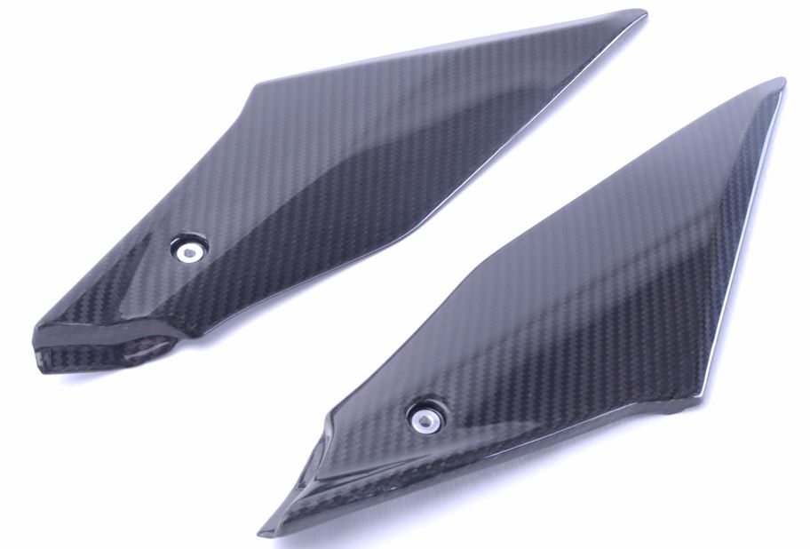 Bestem USA 100% Carbon (Twill) Tank Side Panels for 2015-2016 Yamaha R1/R1M