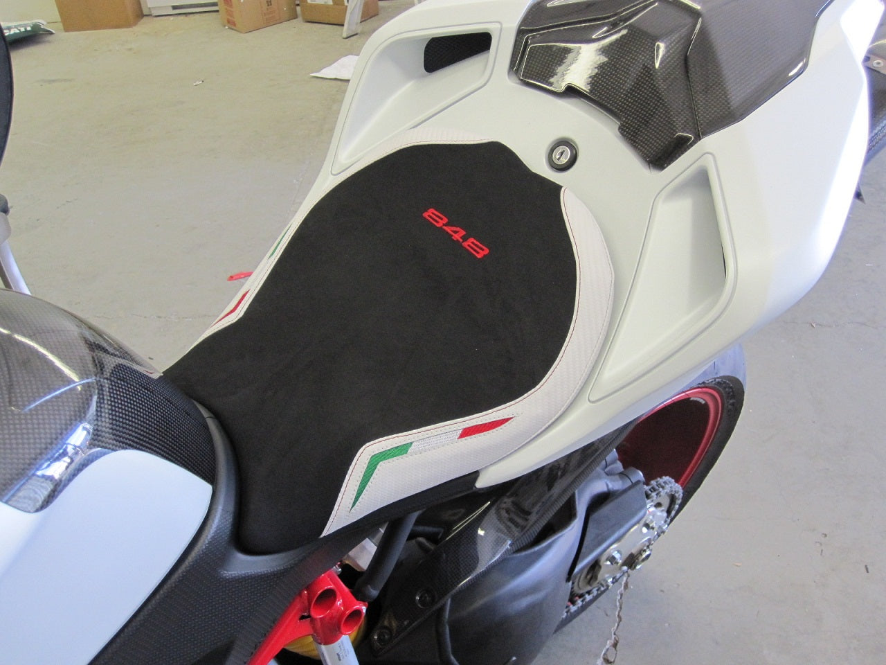 LuiMoto Team Italia Seat Cover with Red 848 Logo Uprade