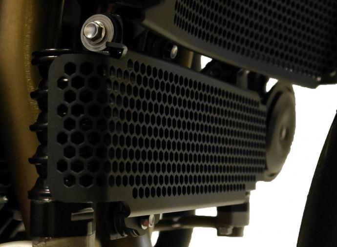 Evotech Performance Oil Cooler Guard '11-'20 Triumph Speed Triple/S/RS