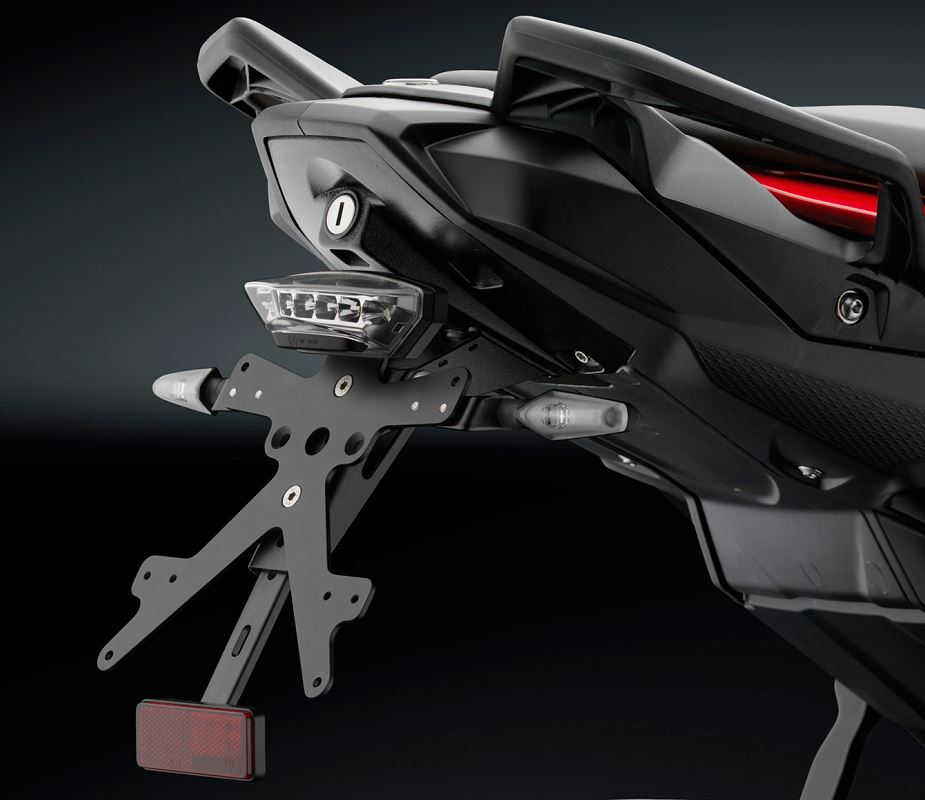 Rizoma "FOX" License Plate Support for 2015-2016 BMW S1000XR | PT715B