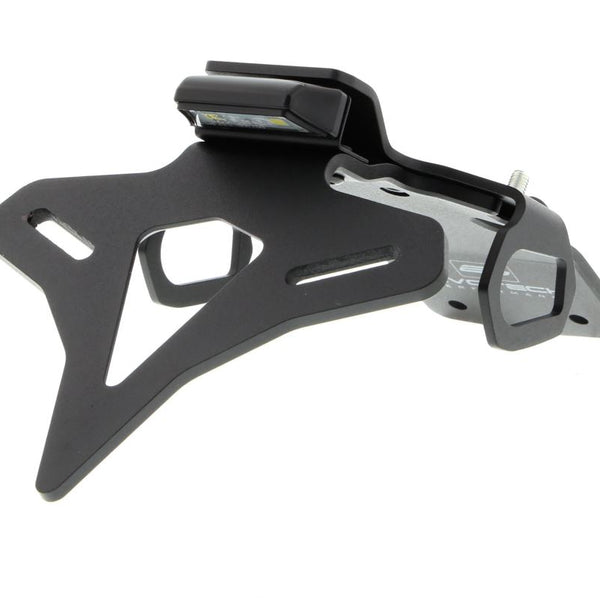 だい 万岁爱好- Bandai 1/100 救世主高达– BanzaiHobby