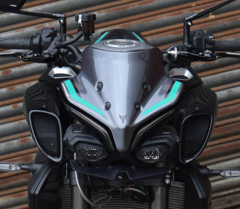 Pyramid Fly Screen '24- Yamaha MT-10 | Midnight Cyan