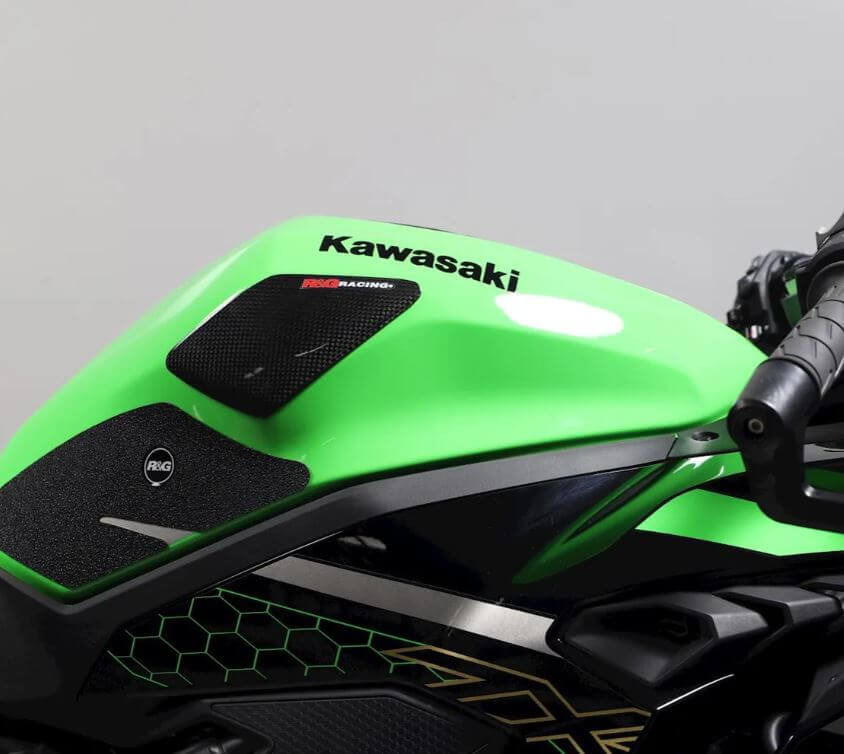 R&G Racing Carbon Tank Slider '23- Kawasaki ZX-4R/RR, '20- ZX-25R/RR