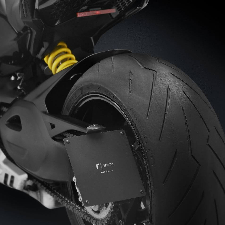 Rizoma Outside License Plate Support Kit 2023 Ducati Diavel V4
