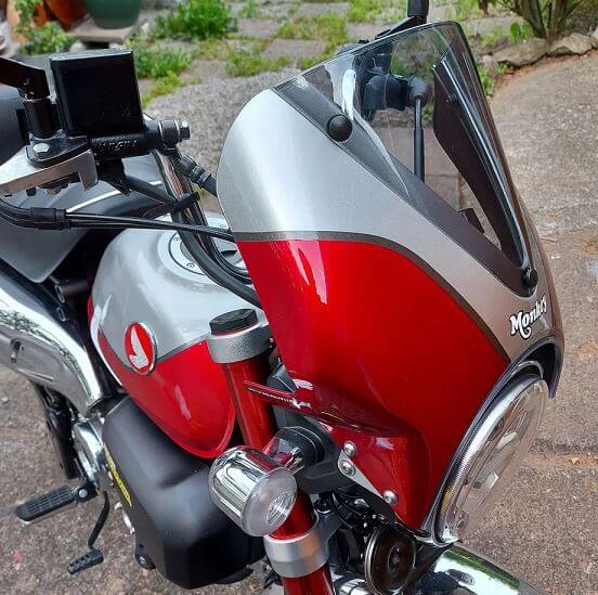 Pyramid Fly Screen Honda Monkey 125 '21-'23 | Pearl Glittering Blue/Silver