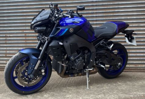 Pyramid Comfort Seat Cowl '22-'23 Yamaha MT-10 SP | SP Colours