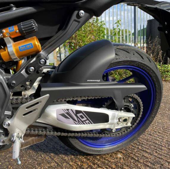 Pyramid Hugger '22-'23 Yamaha MT-09 SP | SP Colours