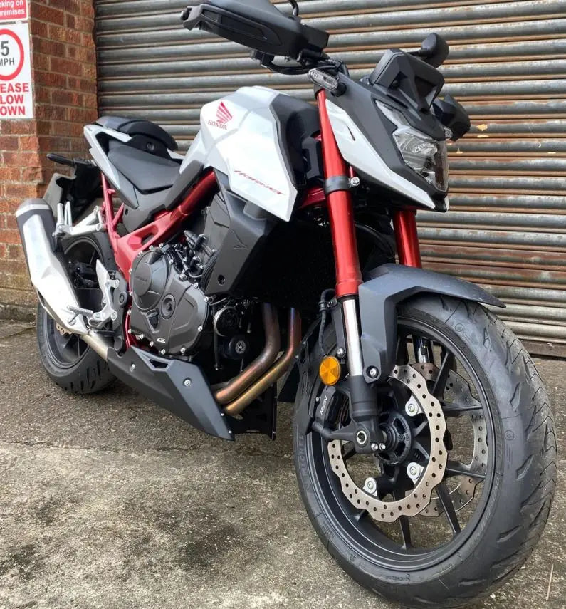 Pyramid Belly Pan 23-25 Honda CB750 Hornet | Matte Black