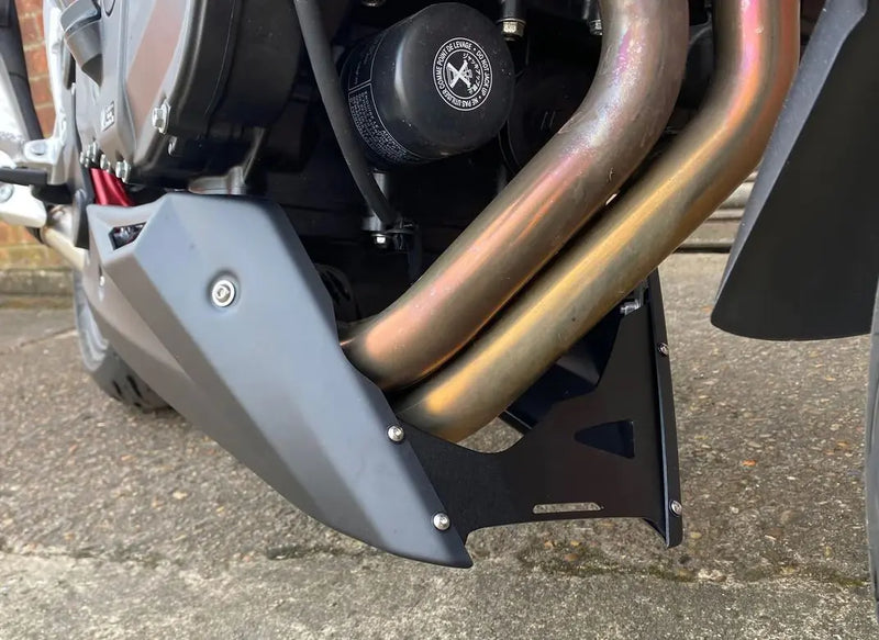 Pyramid Belly Pan 23-25 Honda CB750 Hornet | Matte Black