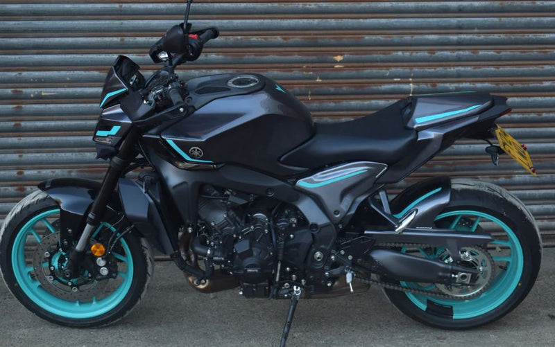 Pyramid Rear Infill Panels 24-25 Yamaha MT-09 | Midnight Cyan (Except SP Model)