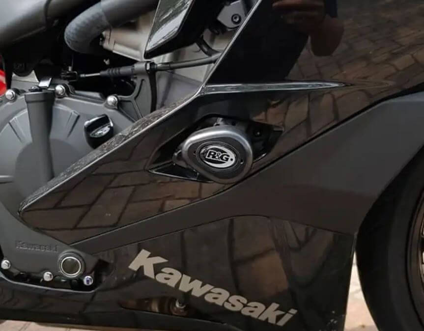 R&G Racing Aero Frame Slider '23- Kawasaki ZX-4R/RR, '20- ZX-25R/RR