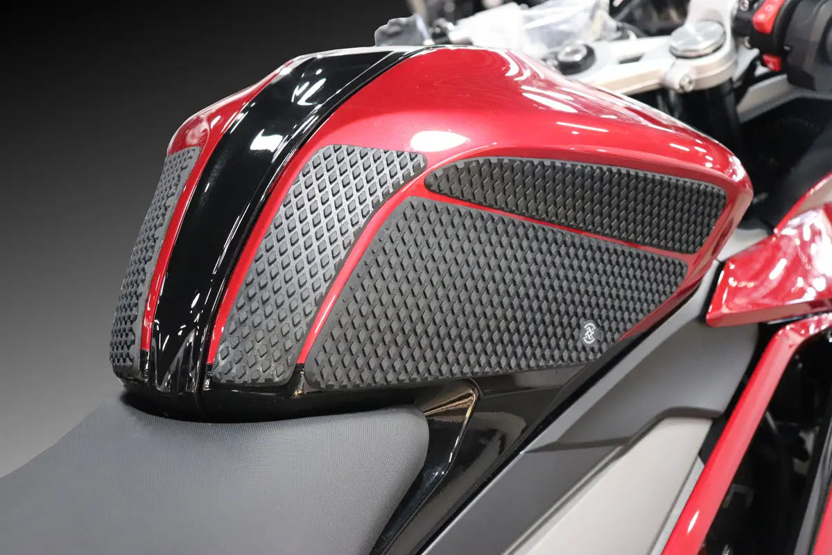 TechSpec Snake Skin Tank Grip Pads (6 pcs) 24-26 Triumph Daytona 660