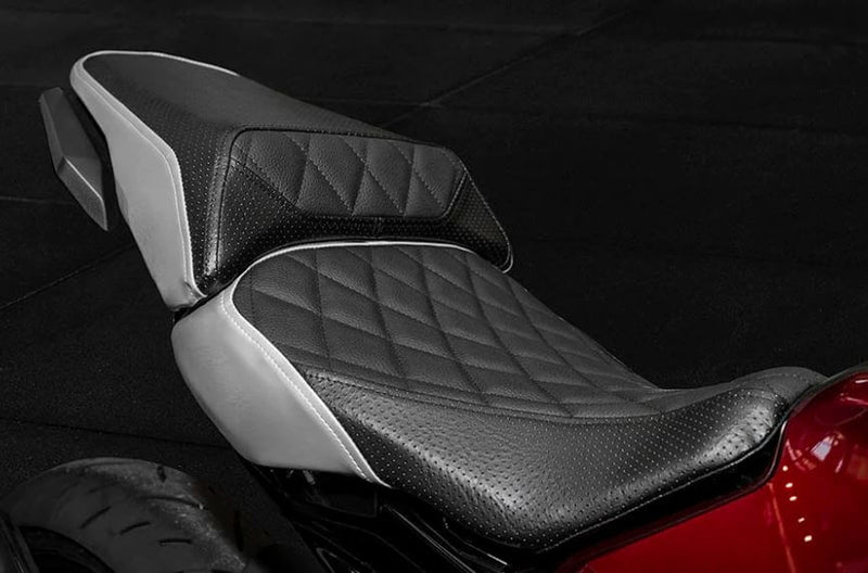 LuiMoto Diamond Rider Seat Cover '18-'23 Honda CB300R