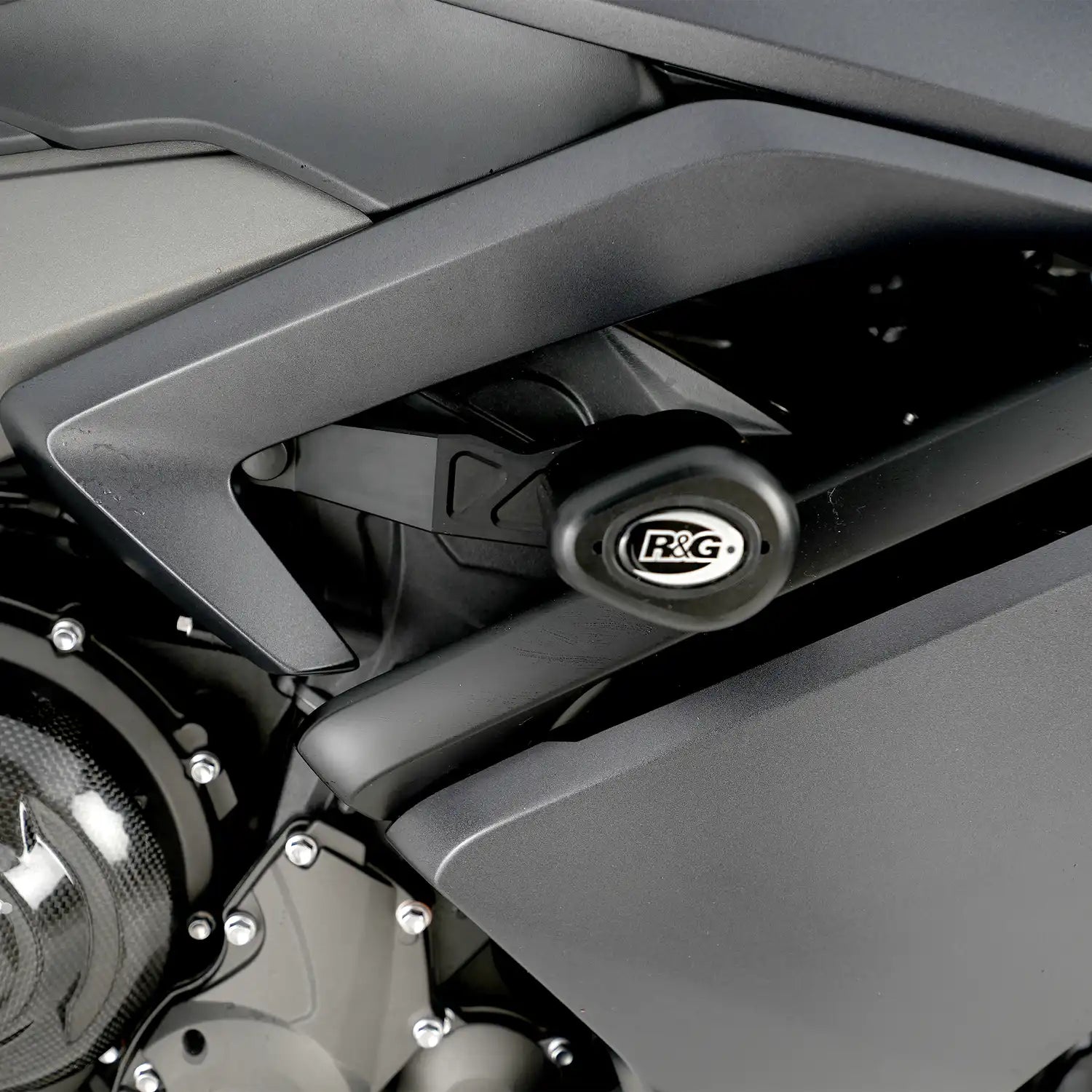 R&G Racing Aero Style Crash Protectors 24-26 Triumph Daytona 660