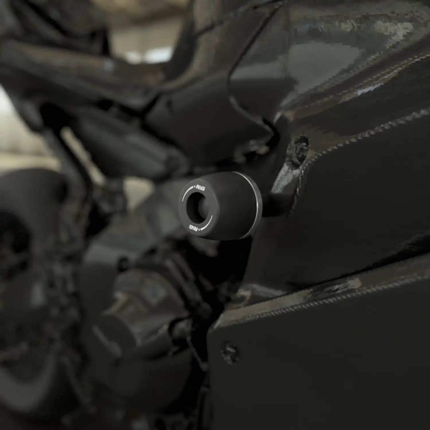 R&G Racing APEX Crash Protectors 25-26 Yamaha R9 | Drill Kit R&G Racing APEX Crash Protectors 25-26 Yamaha R9 | Drill Kit