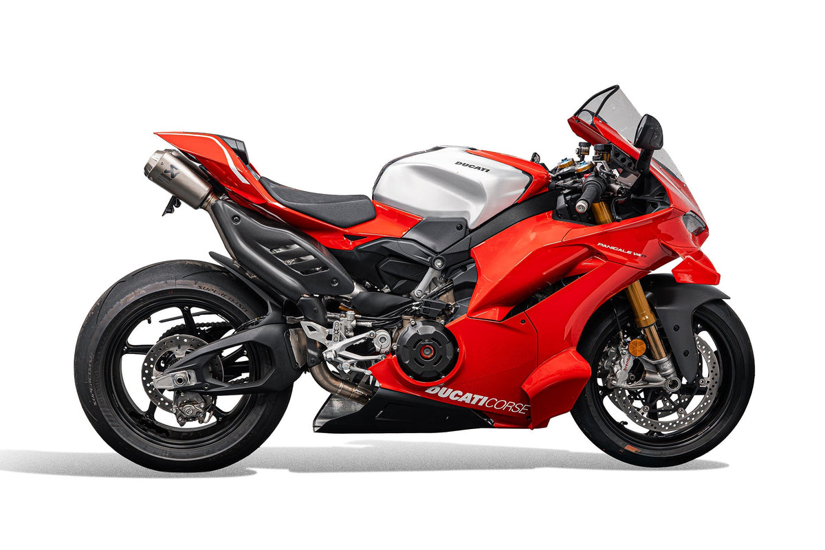 Evotech Performance Dynamic Tail Tidy with V1 Indicators 25-26 Ducati Panigale V4/S | Akrapovic Titanium Full Race Exhaust