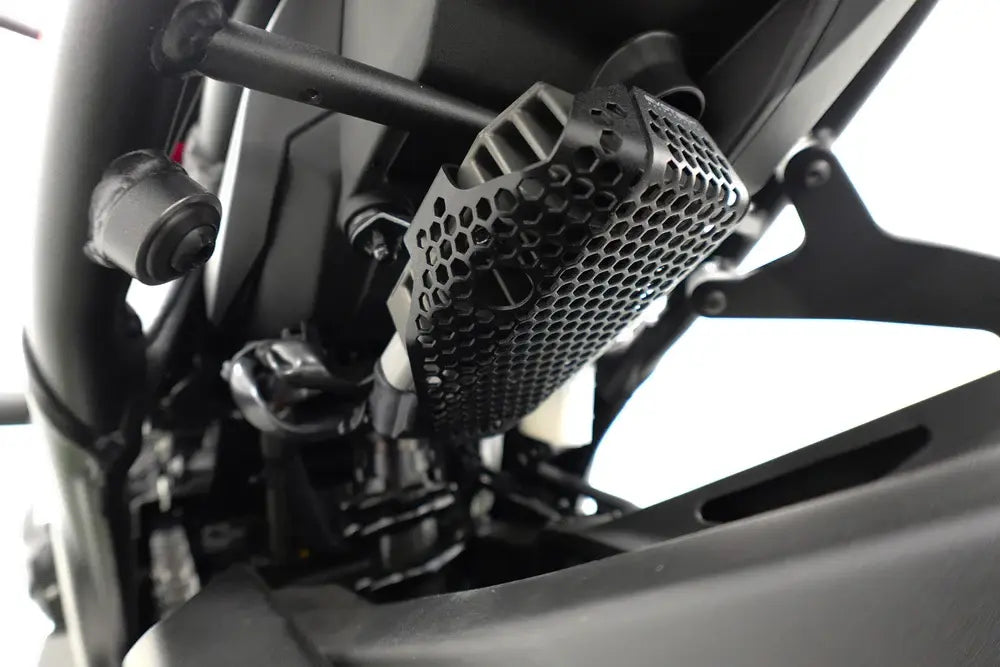 Evotech Performance Rectifier Guard 25-26 Honda CB1000 Hornet/SP
