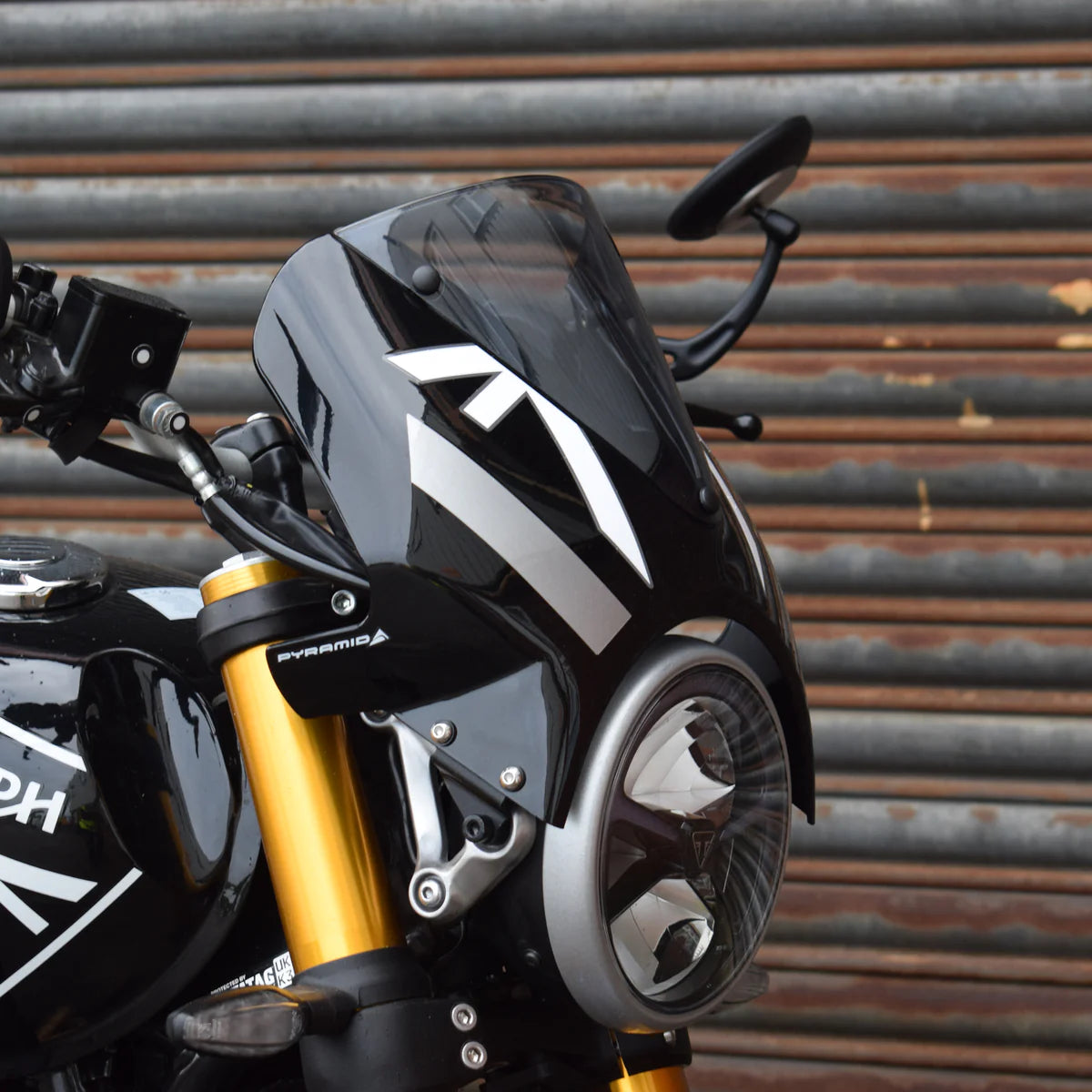 Pyramid Fly Screen 24-26 Triumph Speed 400 | Phantom Black/Storm Grey