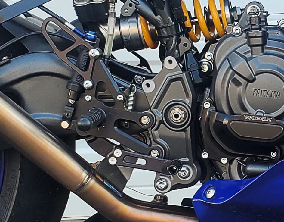 Woodcraft Complete Rearset Kit w/Pedals '22+ Yamaha R7