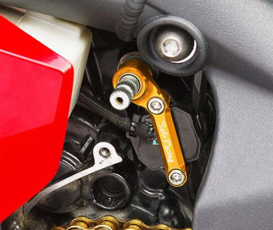 Sato Racing Shift Spindle Holder '21-'22 Triumph Trident 660, '06-'12 Daytona 675, '08-'16 Street Triple