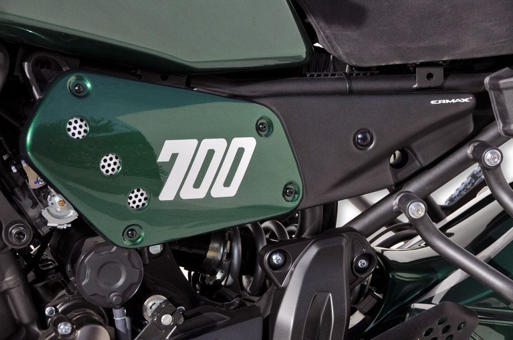 Ermax Side Panels (pair) for 2016-2018 Yamaha XSR700