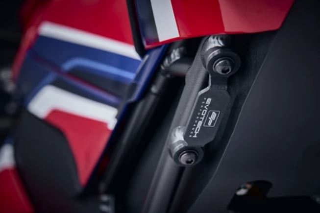Evotech Performance Exhaust Hanger & Blanking Plate Kit '20-'24 Honda CBR1000RR-R/SP