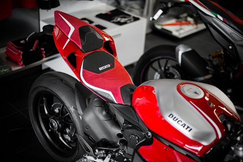 1199パニガーレR用LUIMOTO製 R EditionシートDUCATI