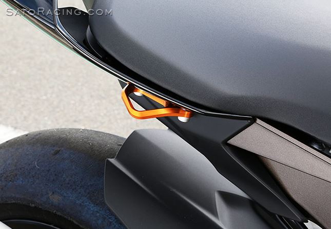 Sato Racing Racing Hooks 15-25 Yamaha R1, 17-20 R6 (Set of 2)