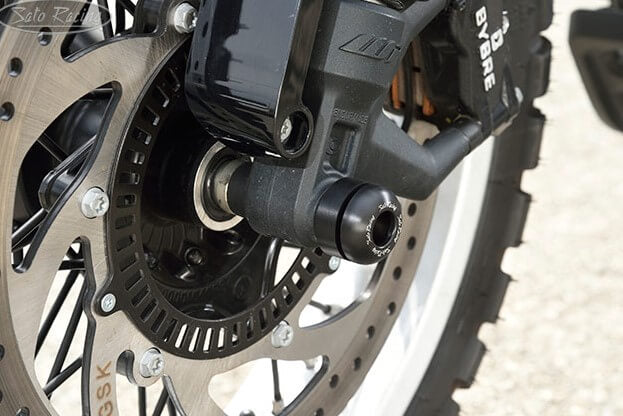 Sato Racing Front Axle Sliders For 2018+ Husqvarna Vitpilen/Svartpilen 401
