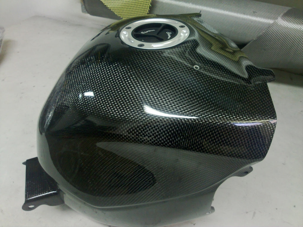 Pro Series Carbon Fiber Fuel Tank 2009-2011 BMW S1000RR
